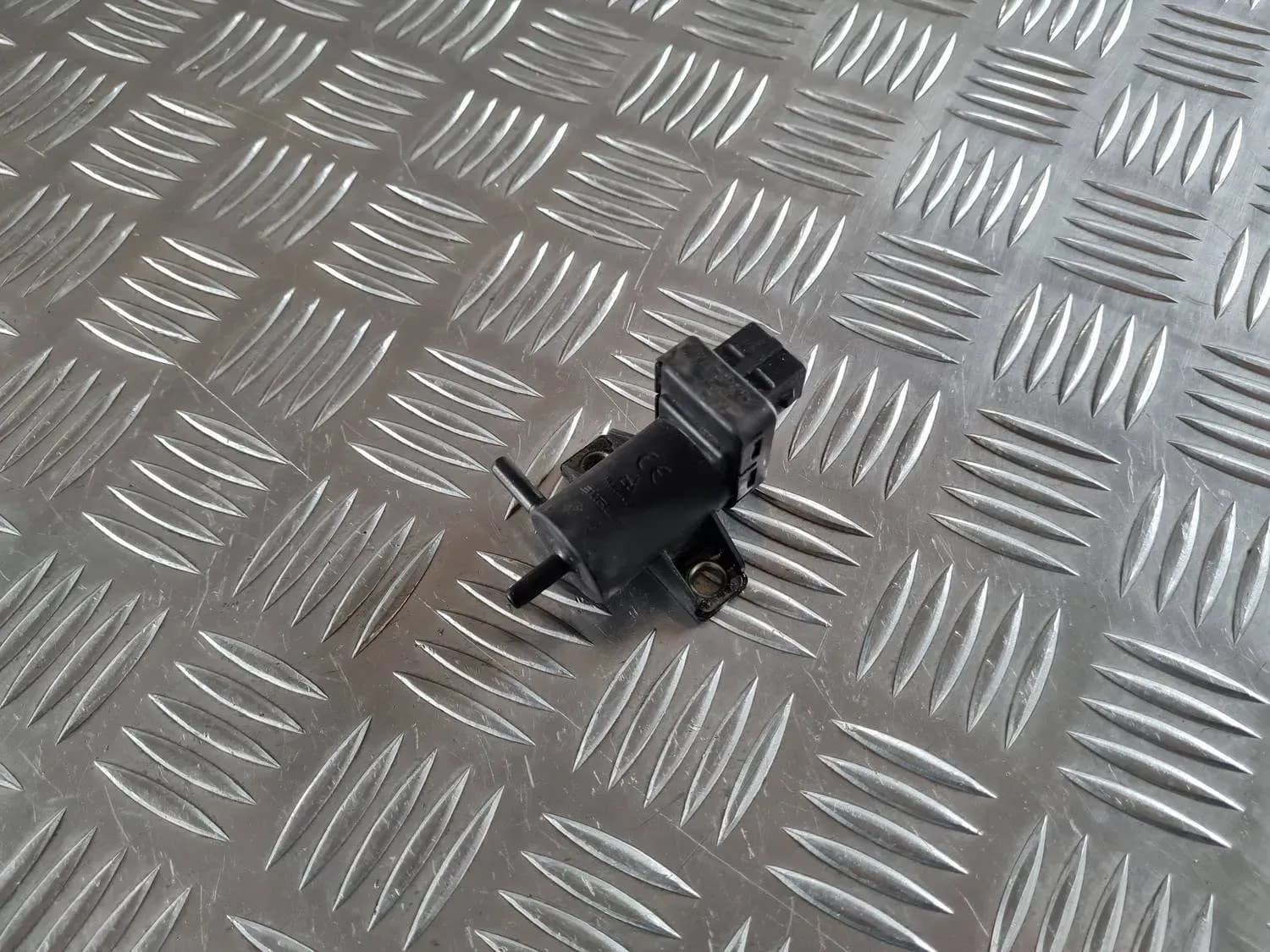 Solenoīda vakuuma vārsts RENAULT SCENIC III 2011 - foto 2