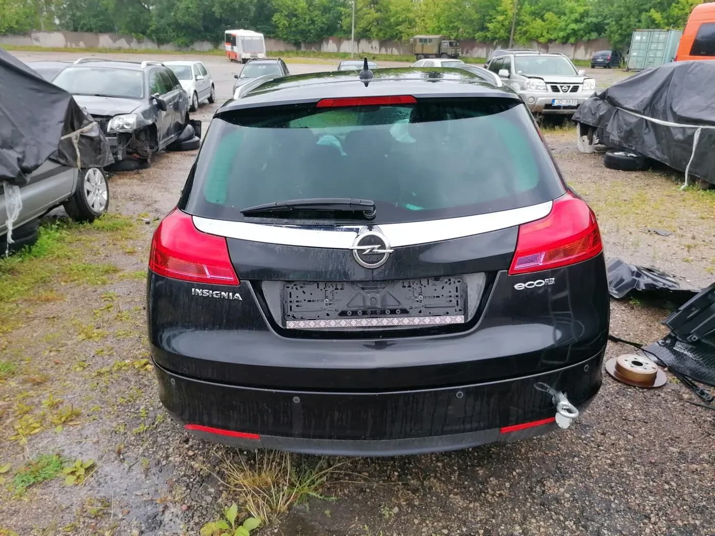 Foto izjauktais auto 2