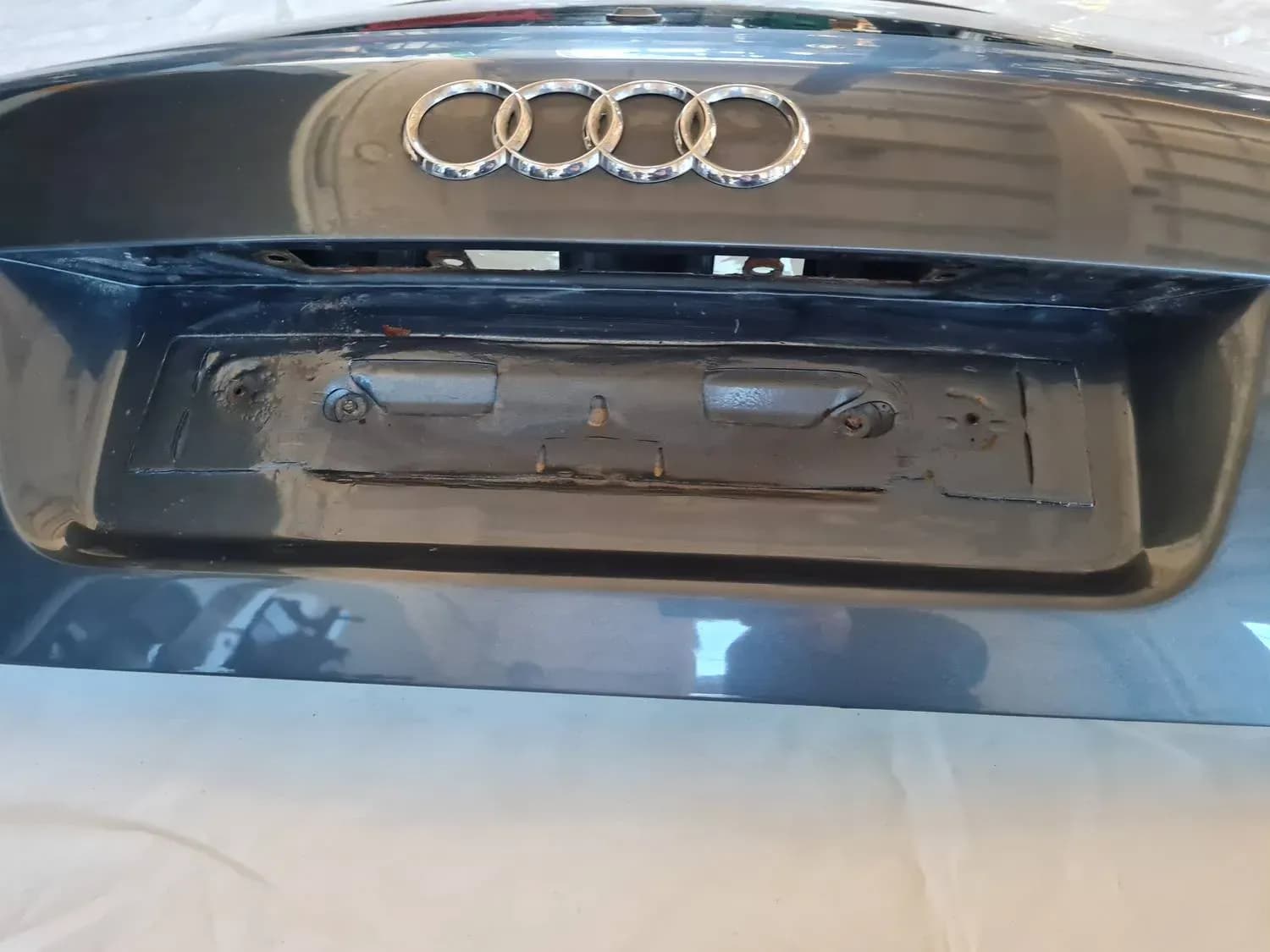 Bagāžnieka vāks AUDI A6 2008 - foto 4