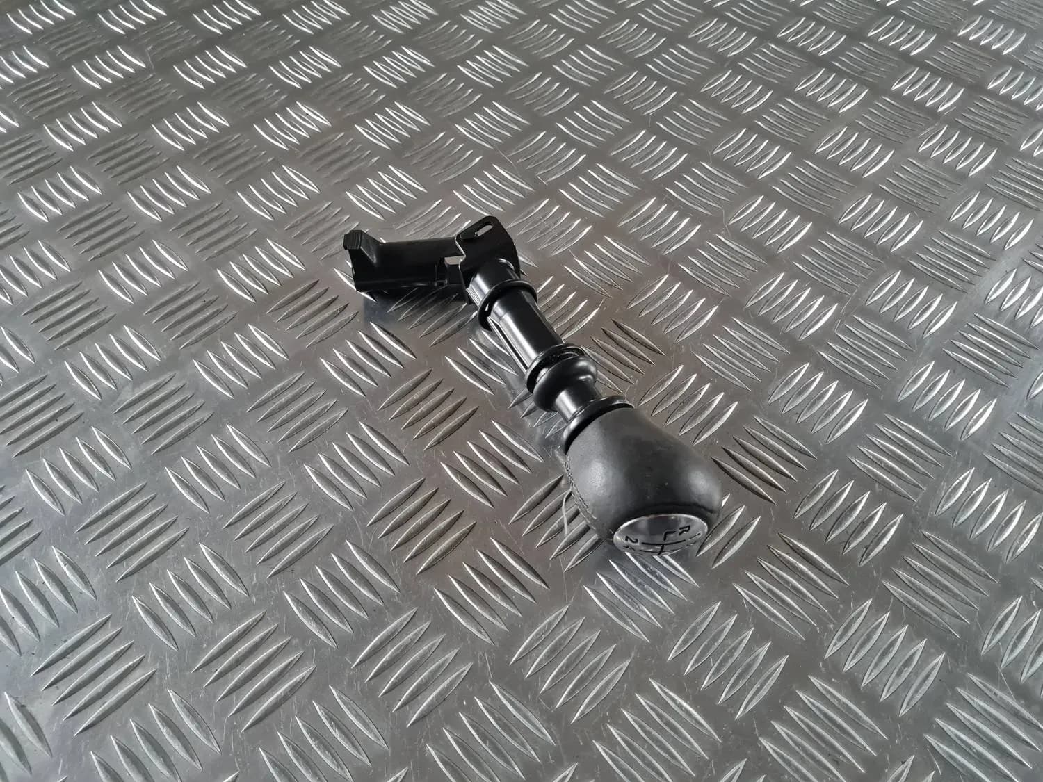 Pārnesumu pārslēgšanas kloķa uzgalis RENAULT SCENIC III 2011