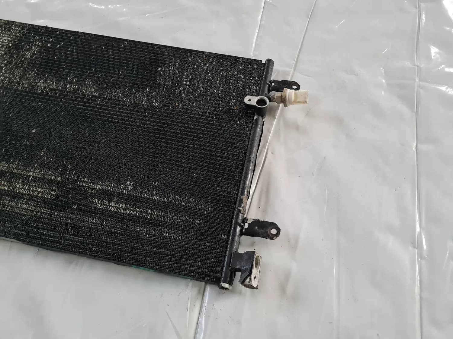 Gaisa kondicioniera radiators AUDI A6 2008 - foto 3