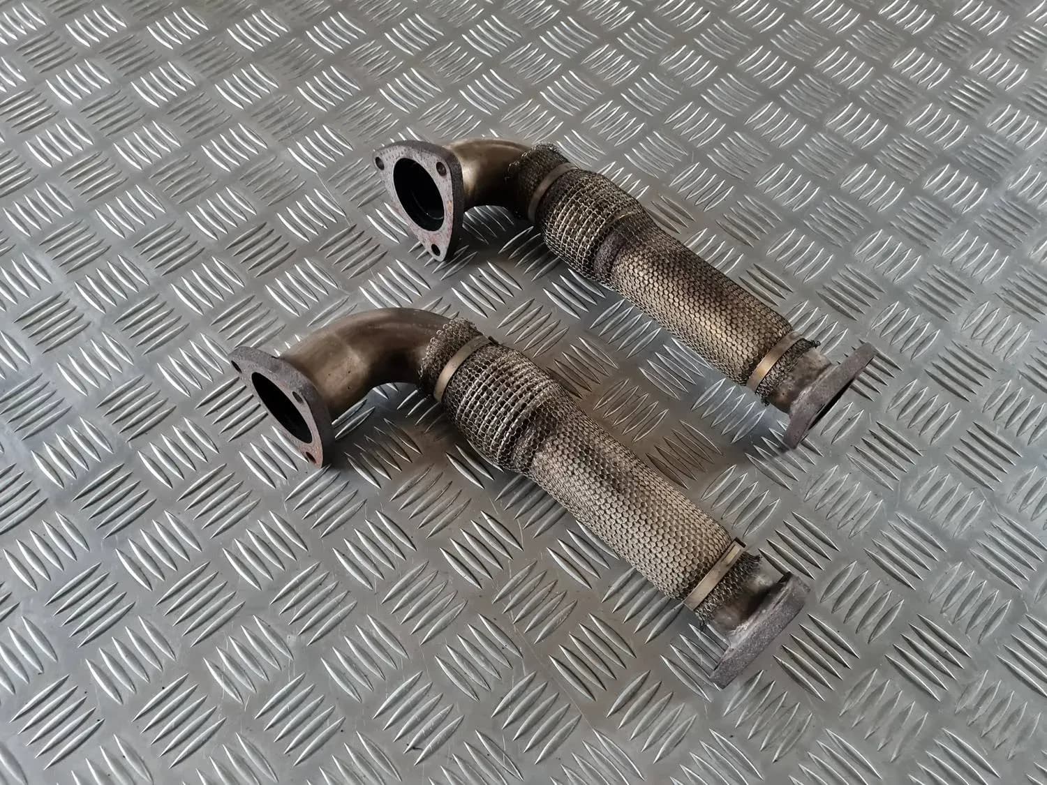 Turbīnas izplūdes caurule AUDI A6 2008