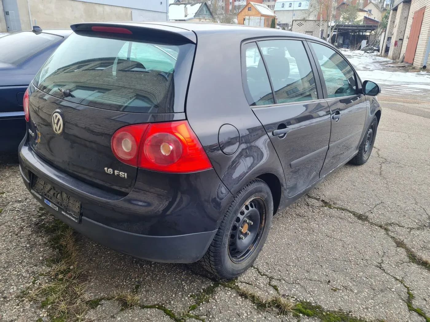 Foto izjauktais auto 5
