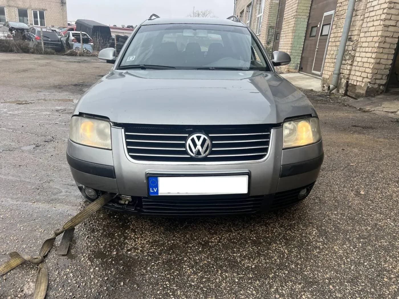 Foto izjauktais auto 3