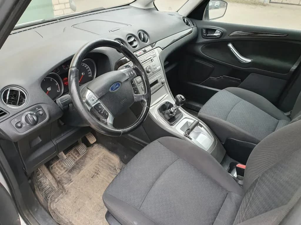 Foto izjauktais auto 5