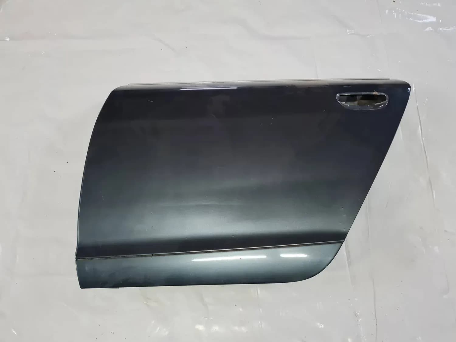 Aizmugurējās kreisās durvis AUDI A6 2008