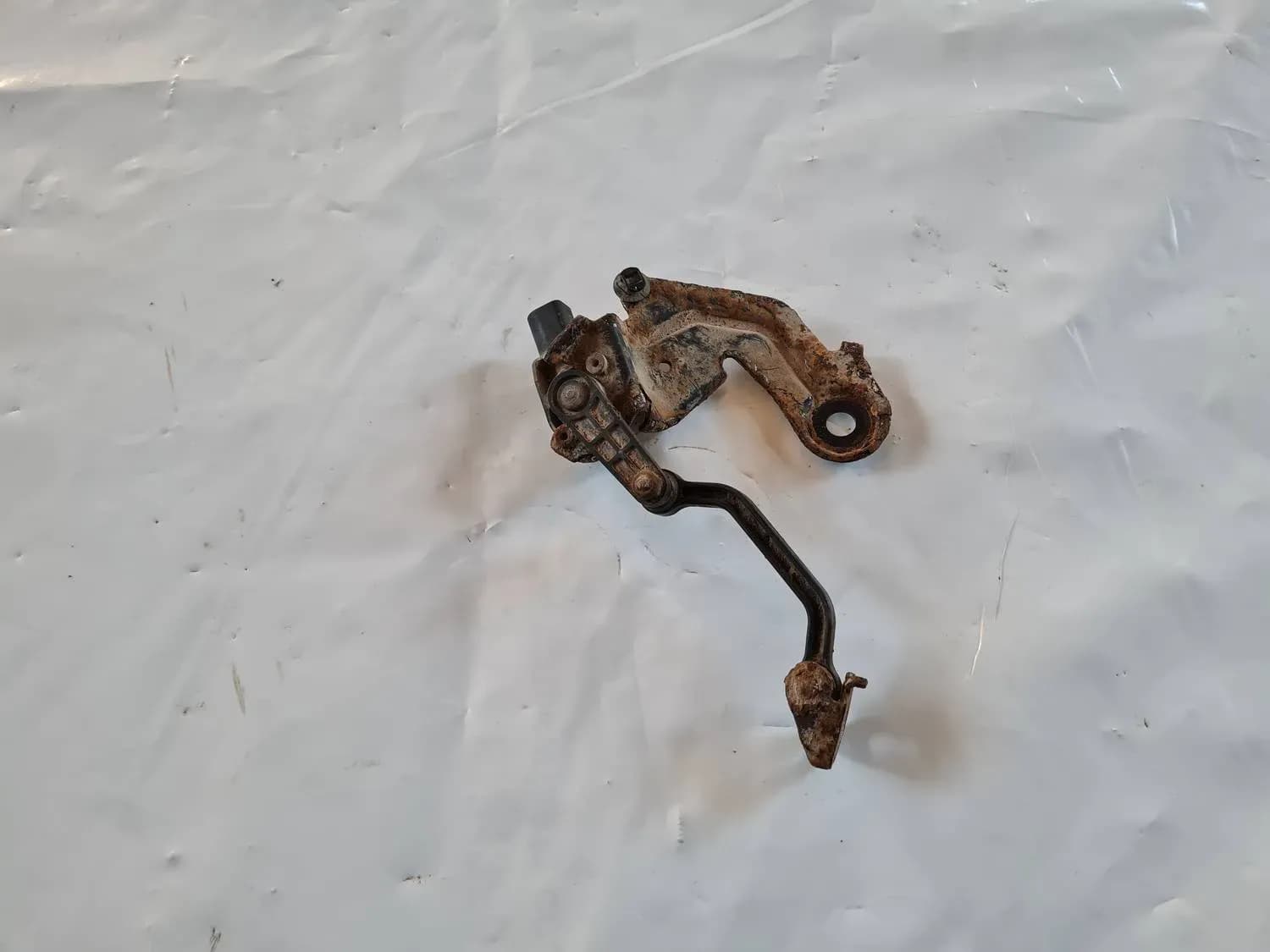 Lukturu diapazona korekcijas sensors, aizmugurē AUDI A6 2008 - foto 1
