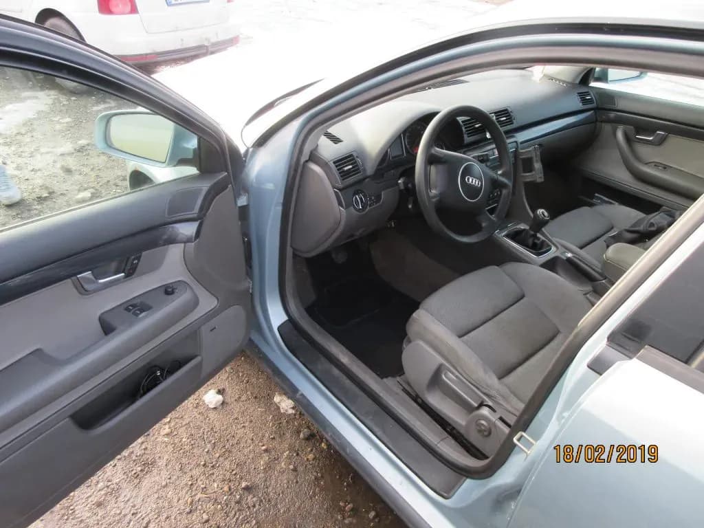 Foto izjauktais auto 5