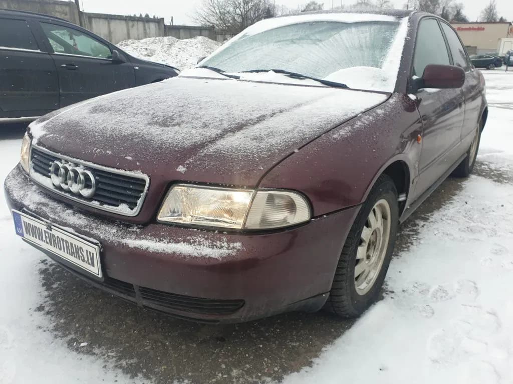 Foto izjauktais auto 2