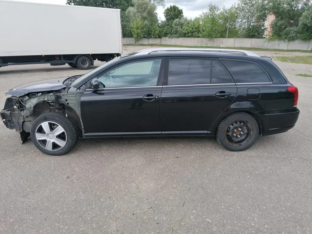 Foto izjauktais auto 1