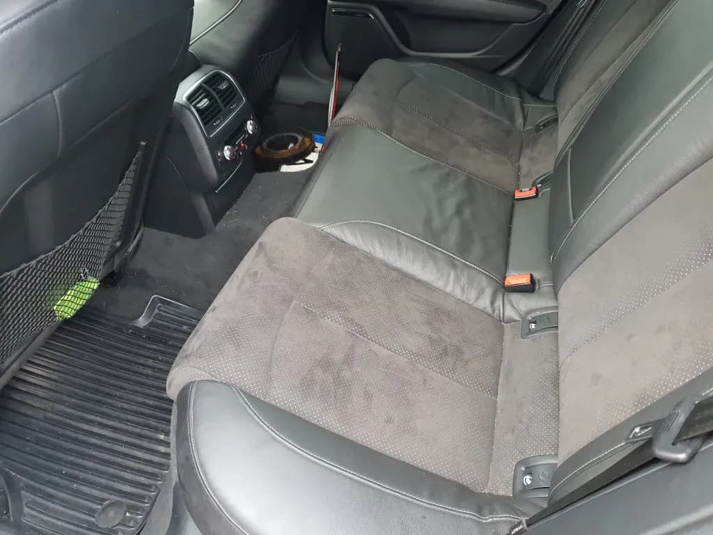 Foto izjauktais auto 1