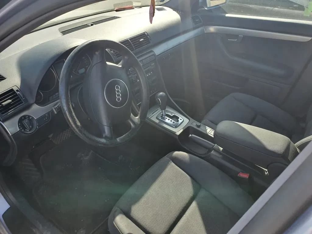 Foto izjauktais auto 4
