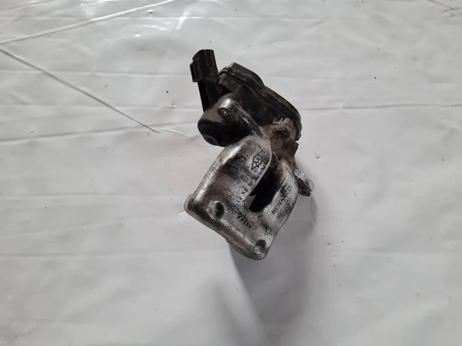Aizmugurējais labais suports RENAULT SCENIC III 2011