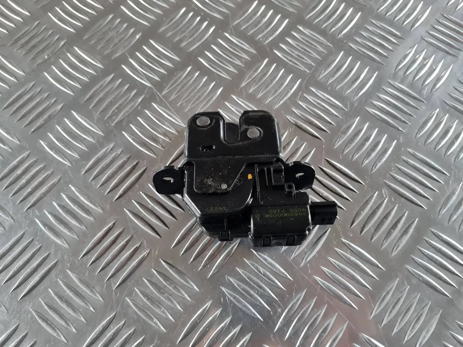 Bagāžnieka vāka slēdzene RENAULT SCENIC III 2011 - foto 1