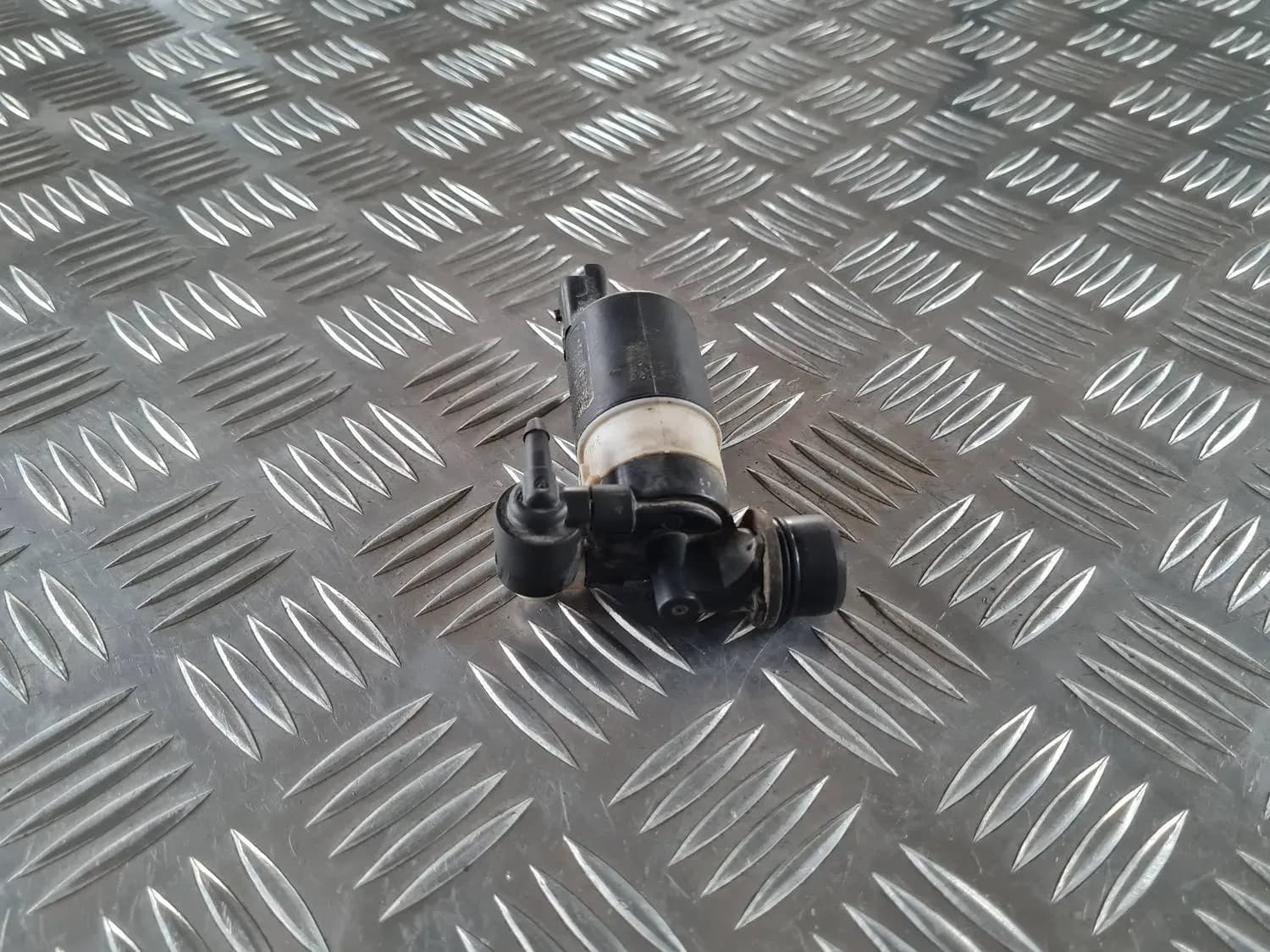 Mazgātāja šķidruma sūknis RENAULT SCENIC III 2011 - foto 3