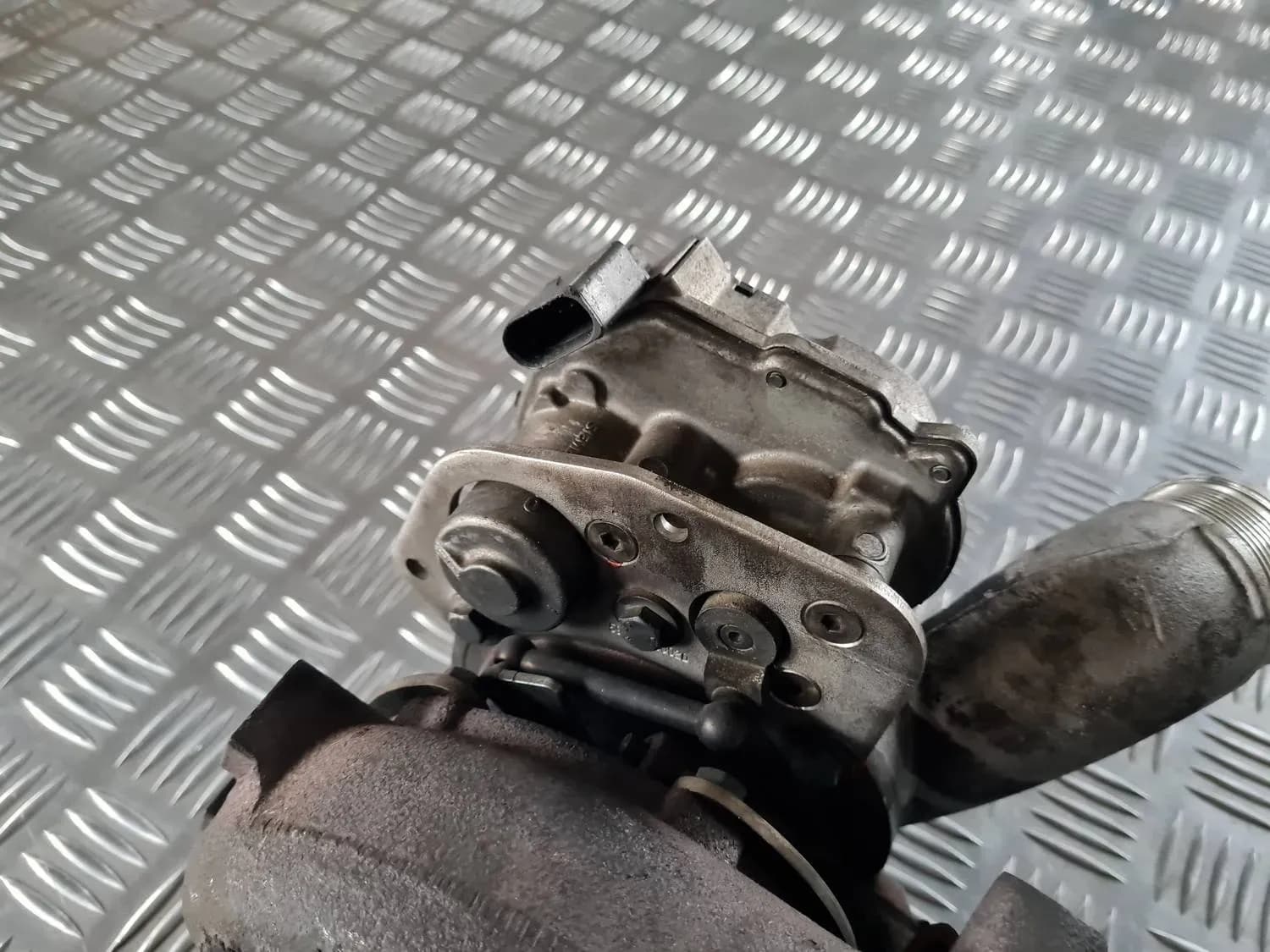 Turbīna AUDI A6 2008 - foto 7