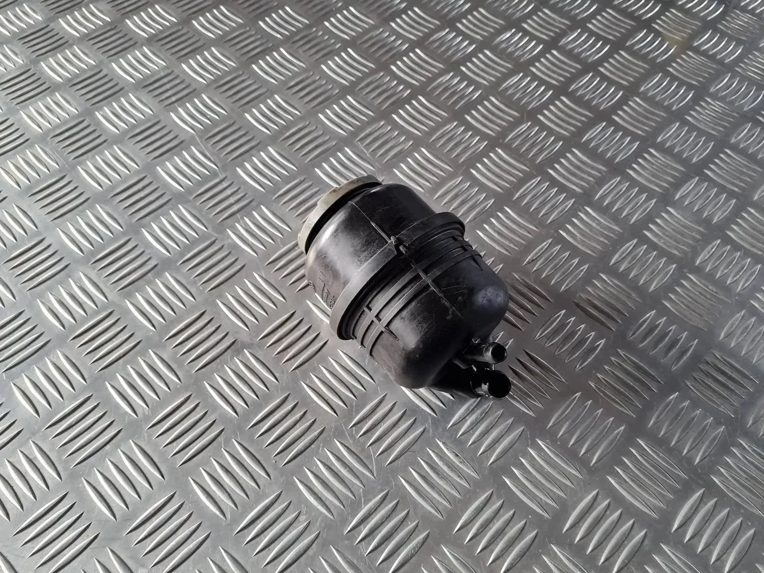 Stūres pastiprinātāja tvertne AUDI A6 2008