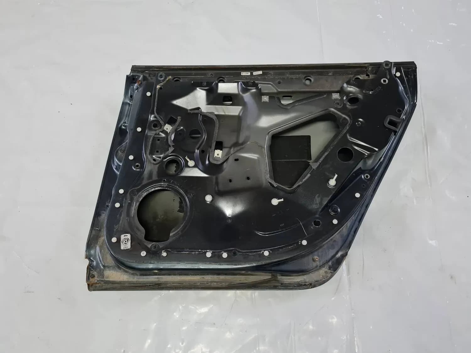 Aizmugurējās labās durvis AUDI A6 2008 - foto 6