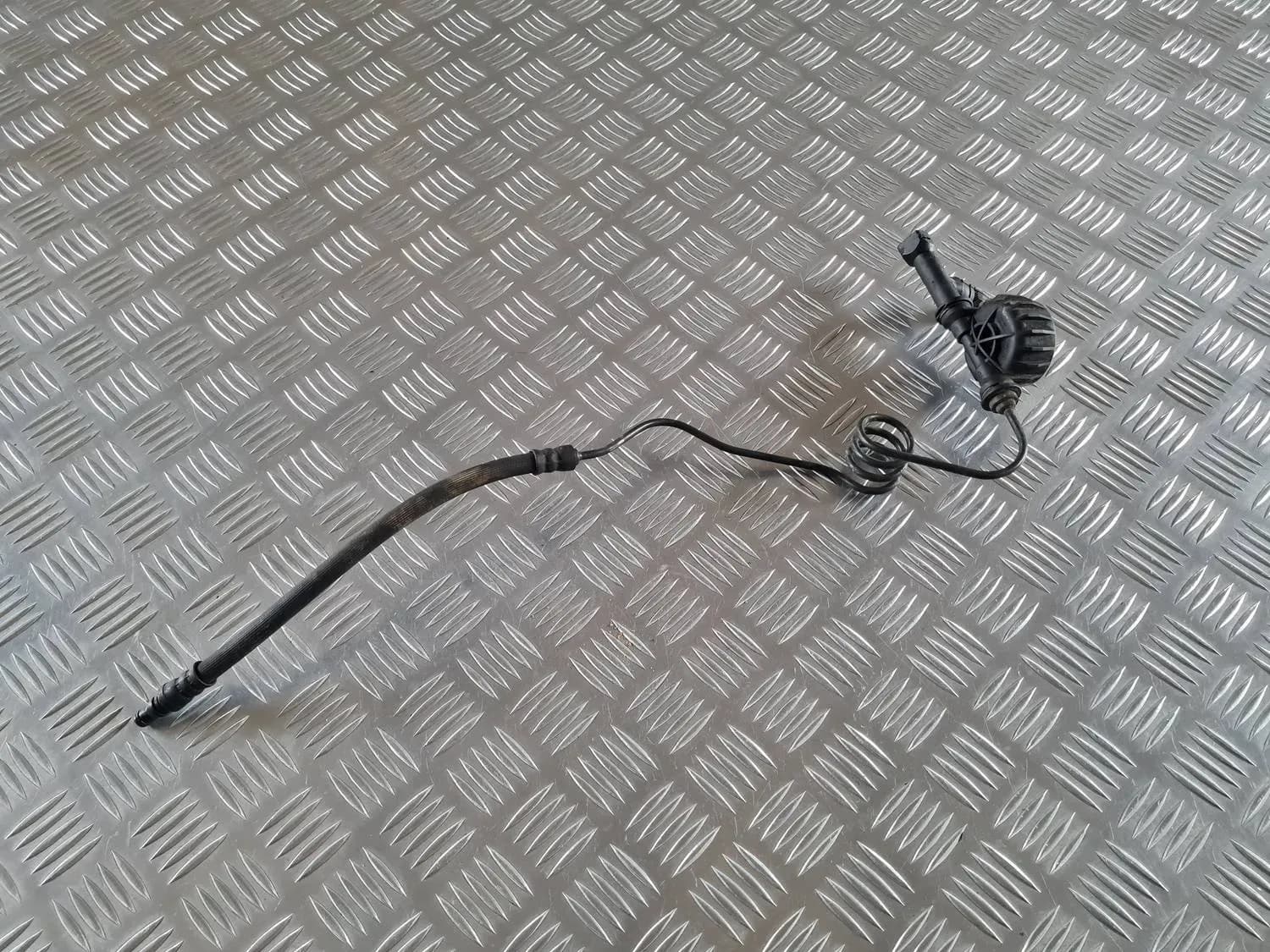 Sajūga galvenā cilindra caurule RENAULT SCENIC III 2011