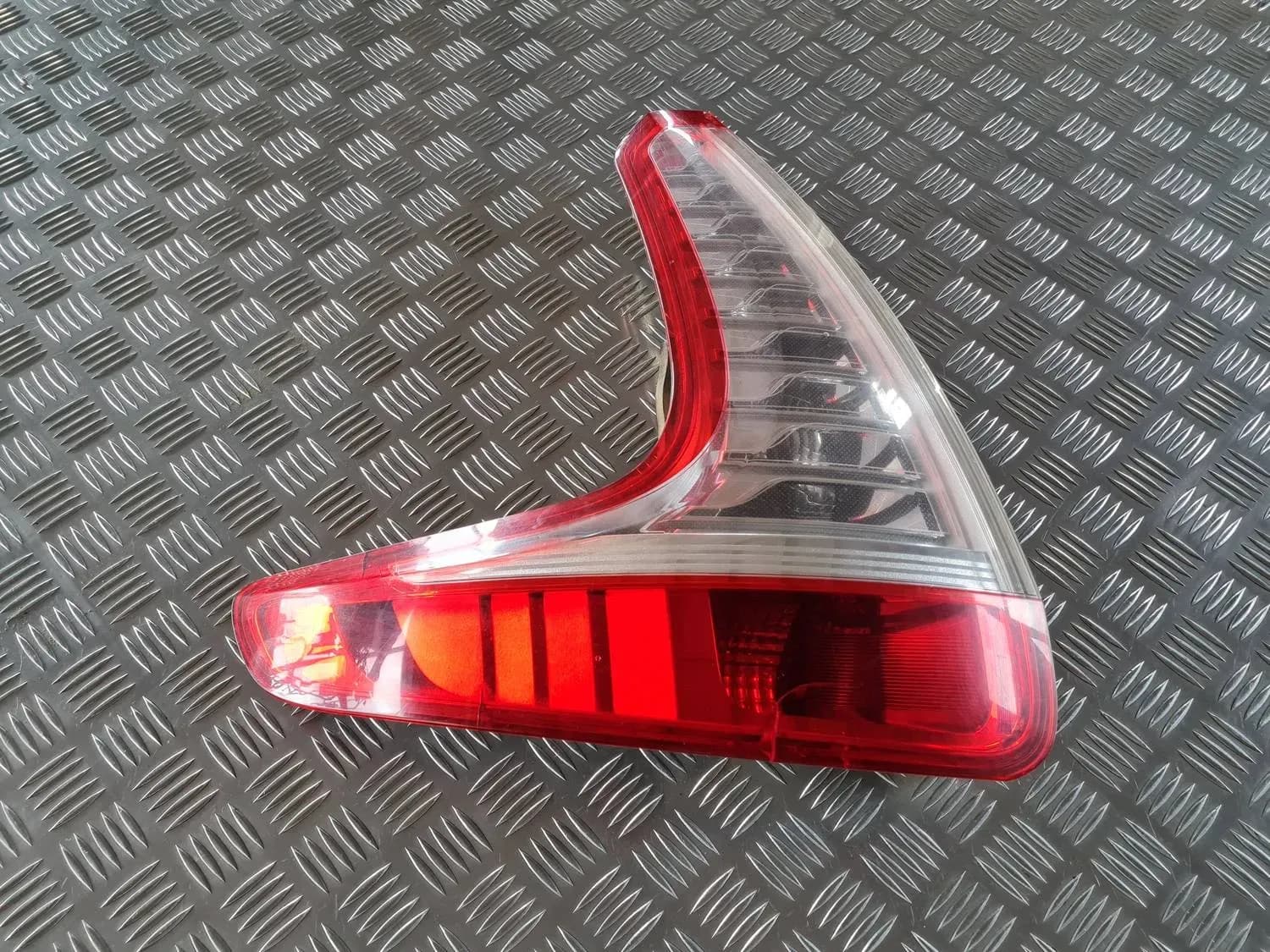 Aizmugurējais kreisais lukturis RENAULT SCENIC III 2011 - foto 1