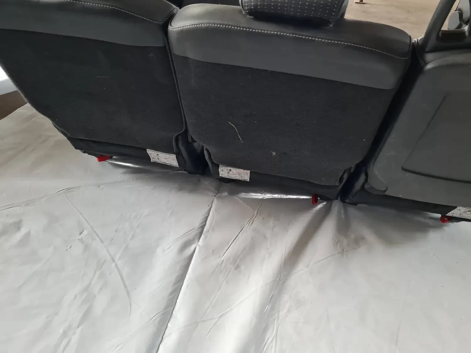 Aizmugurējais sēdeklis RENAULT SCENIC III 2011 - foto 2