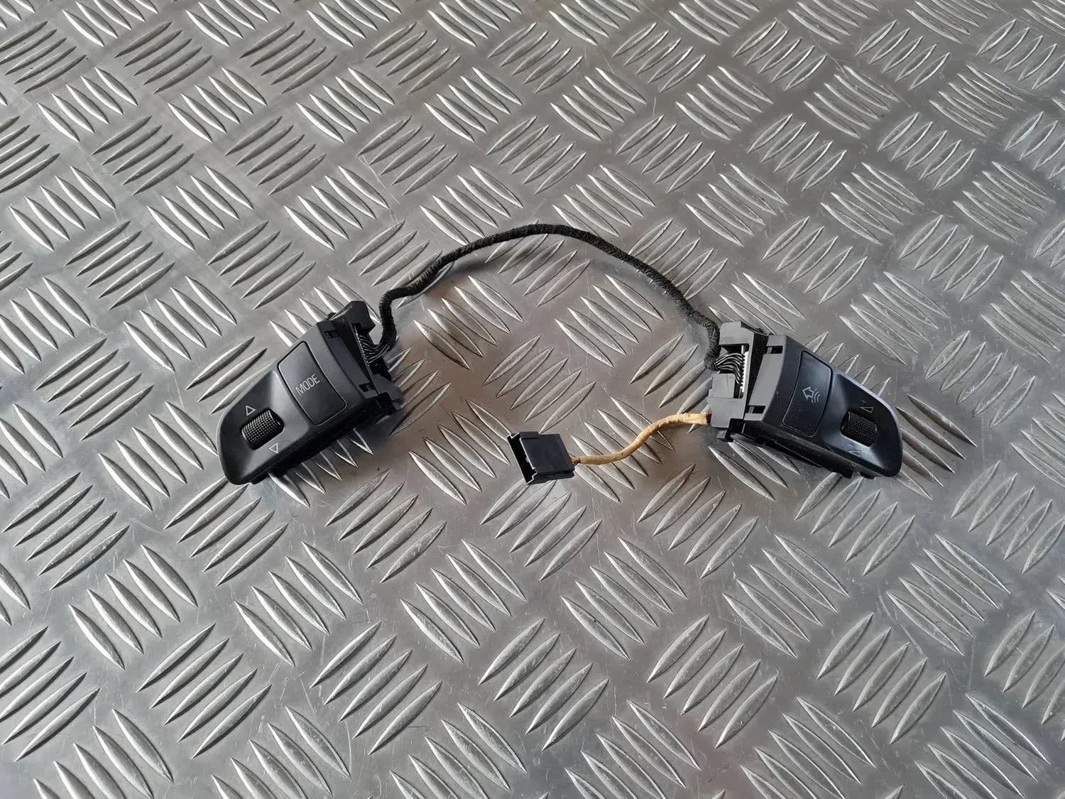 Stūres poga AUDI A6 2008
