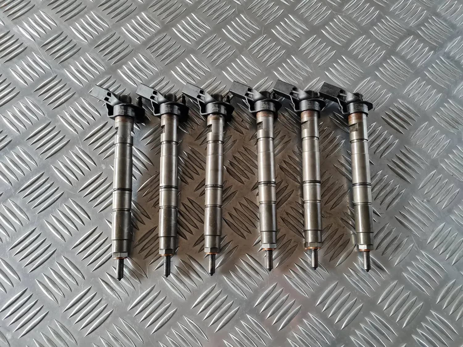 Degvielas smidzinātājs AUDI A6 2008