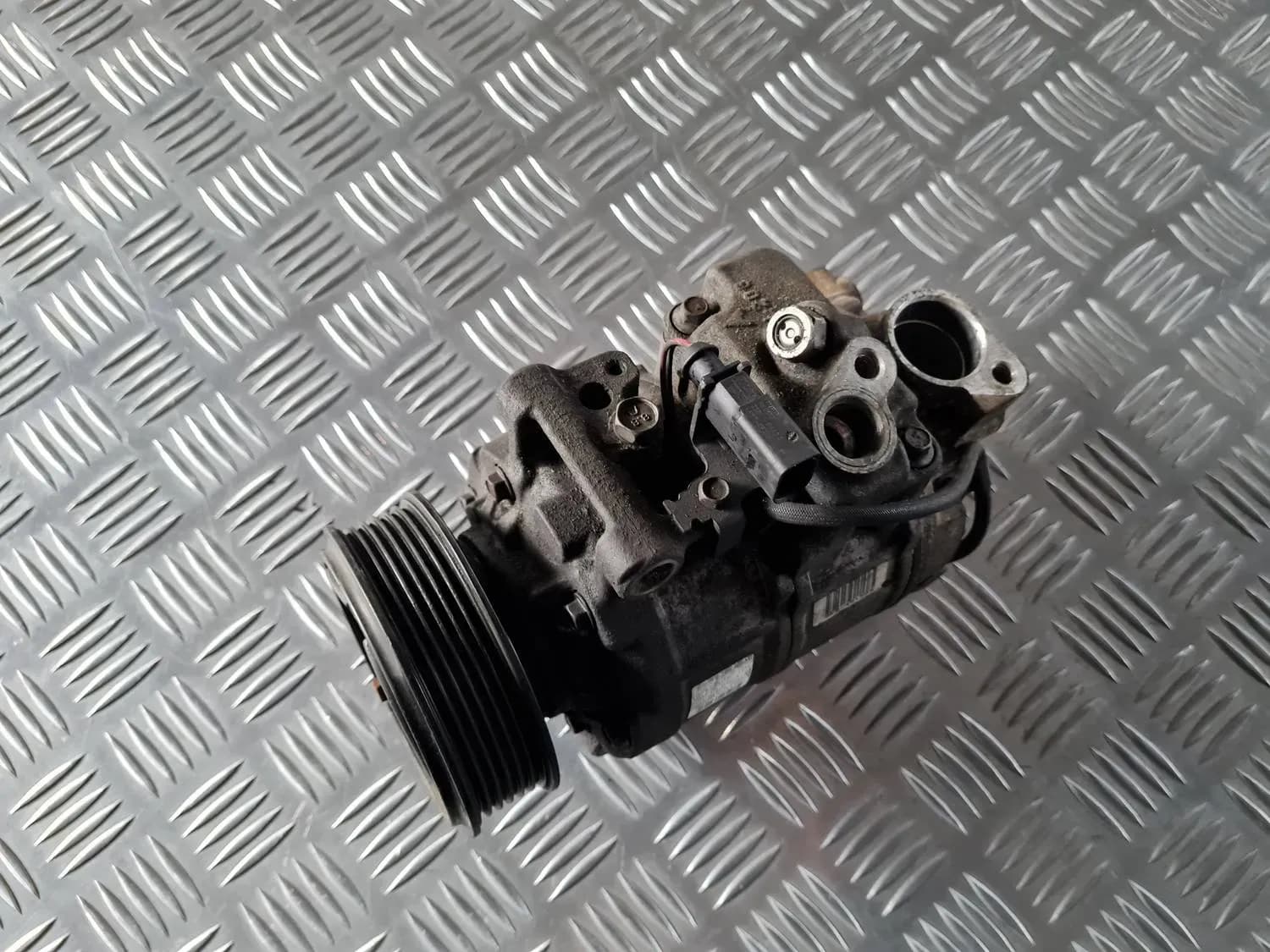 Gaisa kondicioniera kompresors AUDI A6 2008 - foto 4