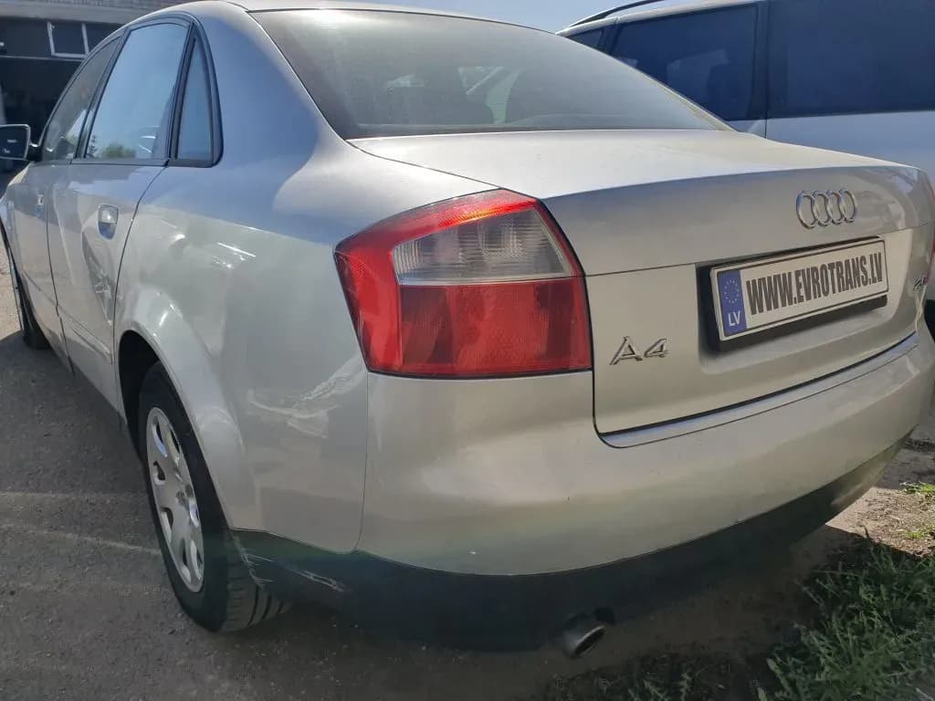 Foto izjauktais auto 5