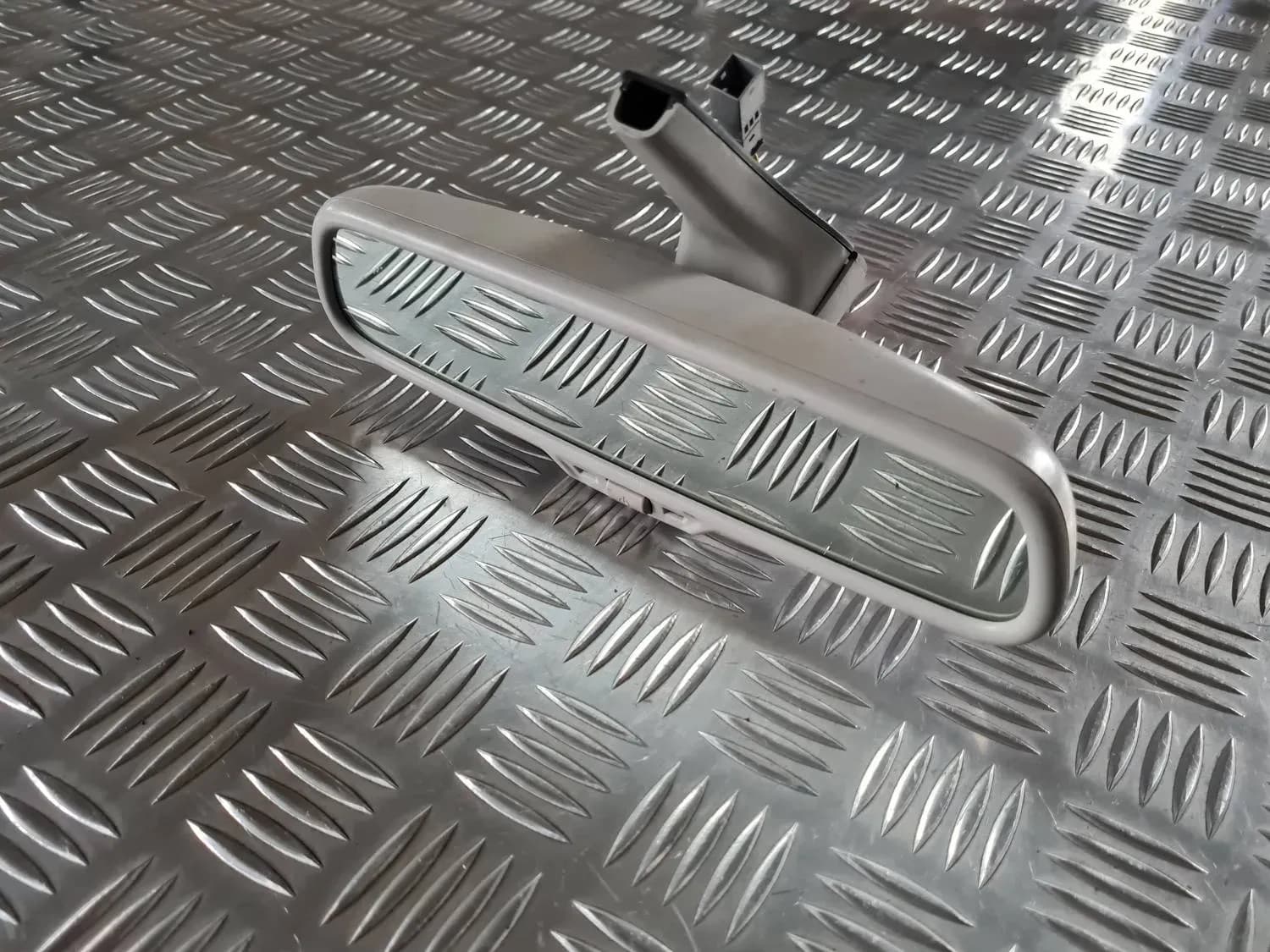 Salona atpakaļskata spogulis AUDI A6 2008 - foto 5