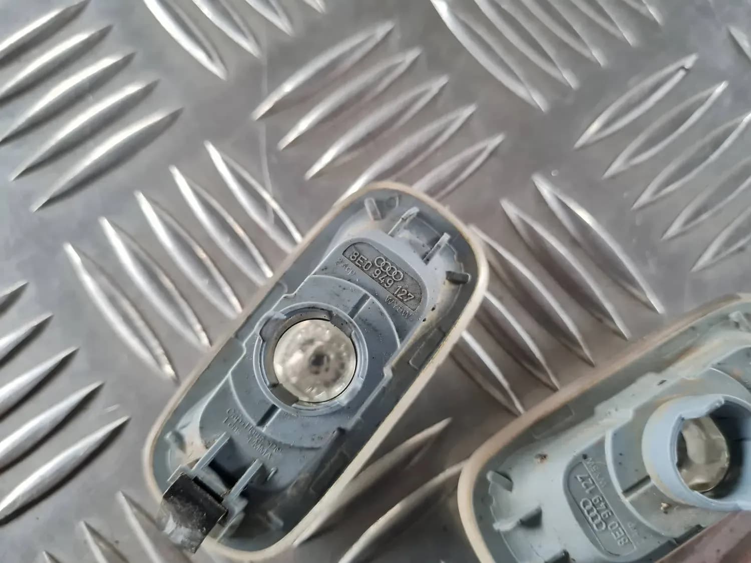 Pagrieziena signala lukturis AUDI A6 2008 - foto 3