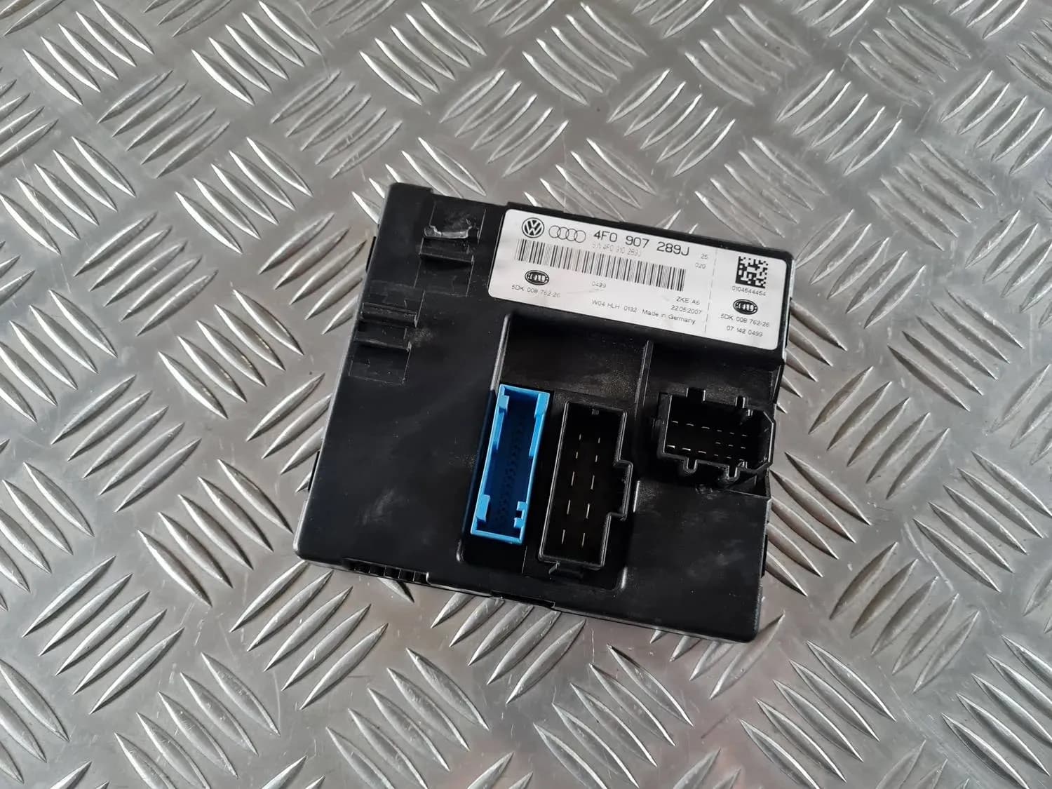 Komforta vadības bloks AUDI A6 2008