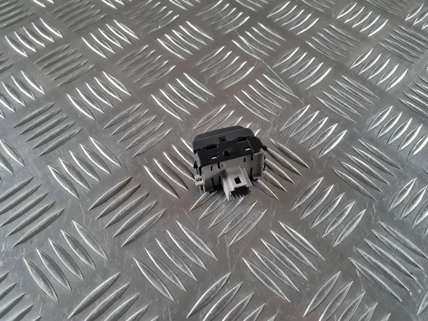 Gaismas spilgtuma regulēšanas poga RENAULT SCENIC III 2011 - foto 2