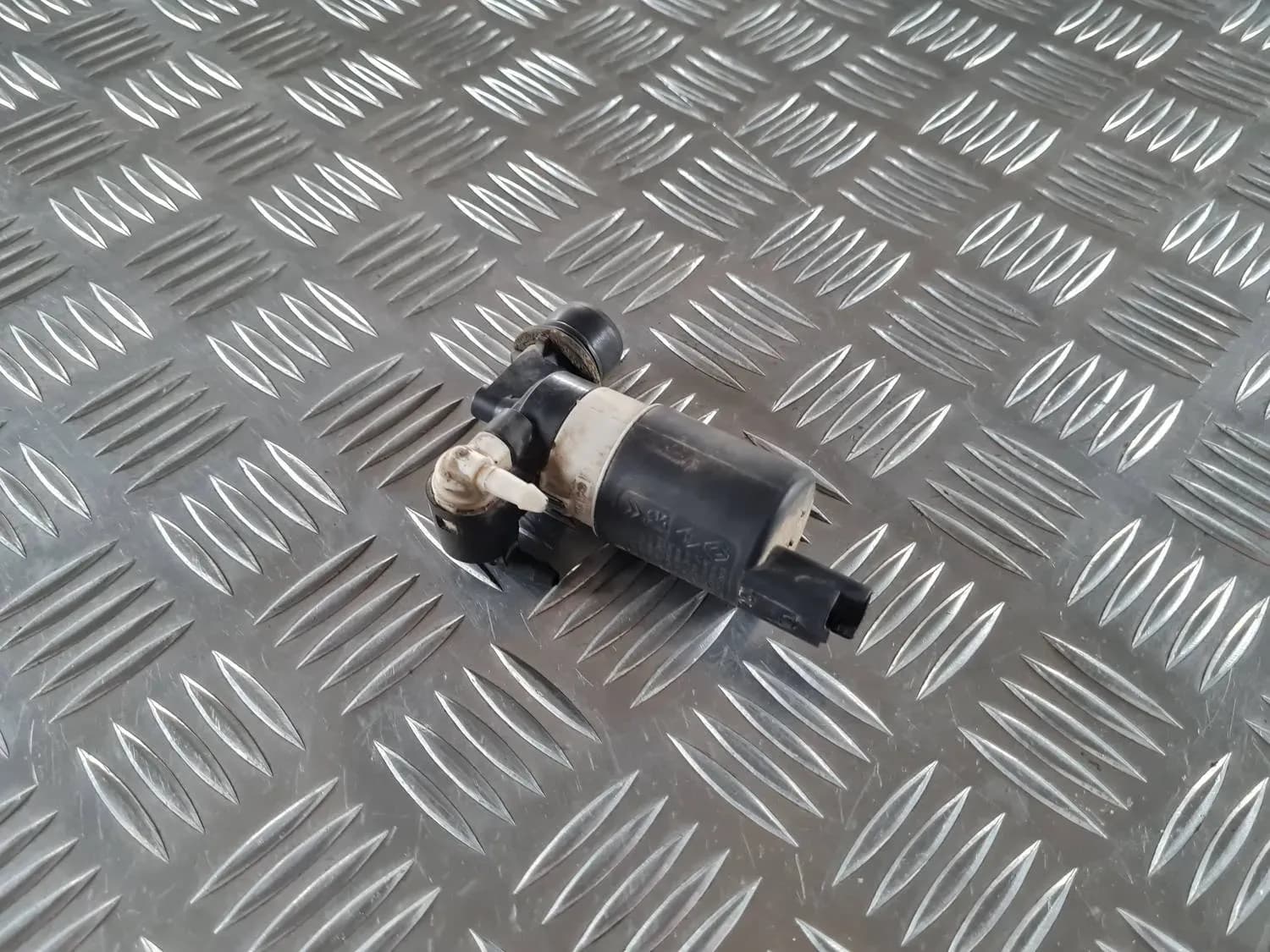 Mazgātāja šķidruma sūknis RENAULT SCENIC III 2011 - foto 2