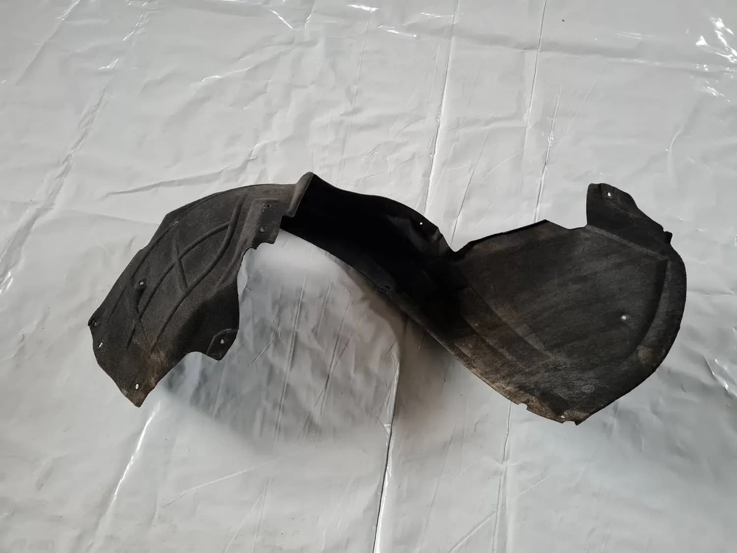 Priekšējais kreisais paspārns AUDI A6 2008