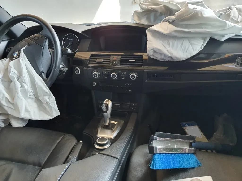 Foto izjauktais auto 4