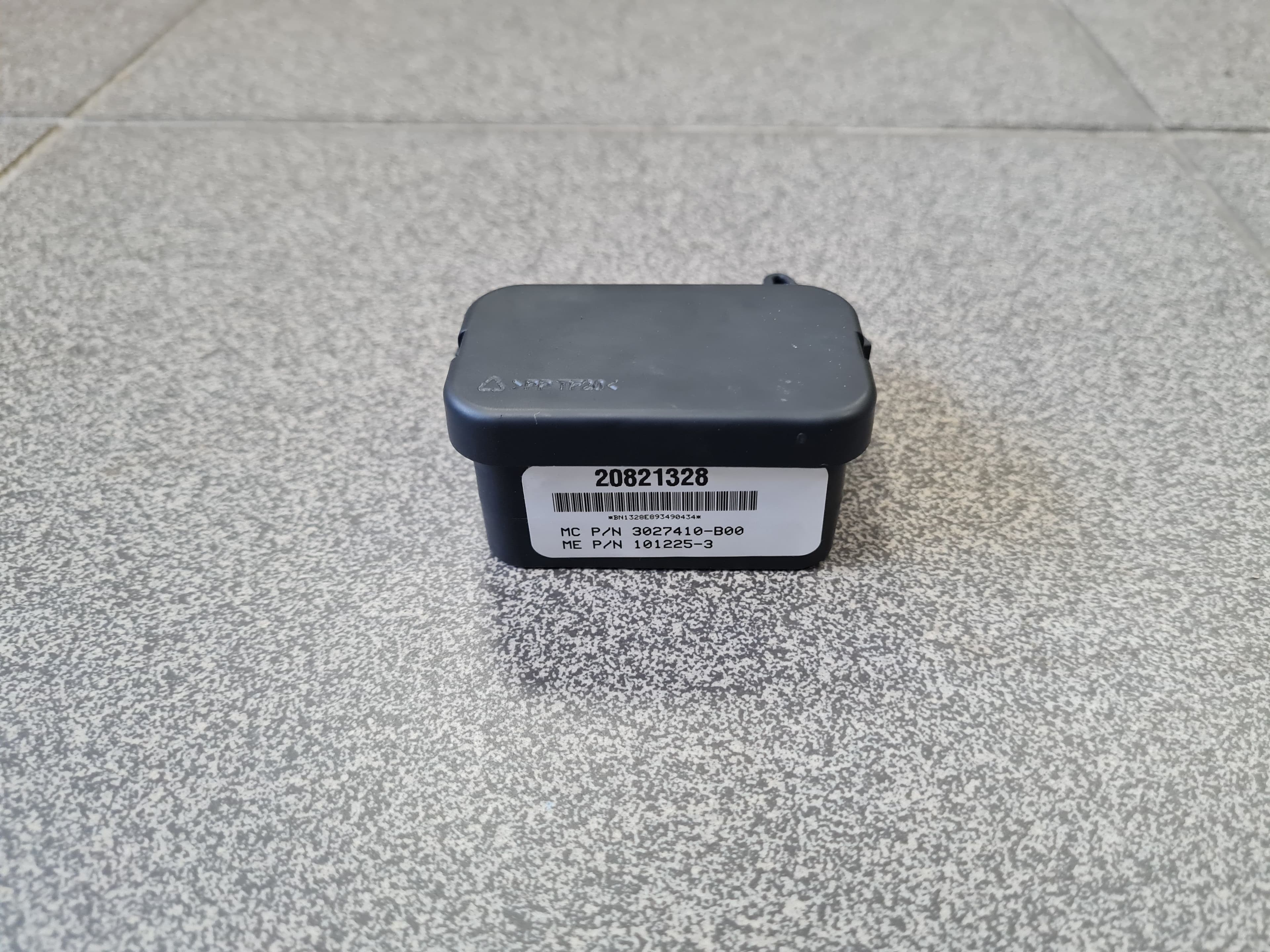 Elektro bagāžnieka vāka sensors OPEL INSIGNIA SPORTS TOURER 2010 (C)