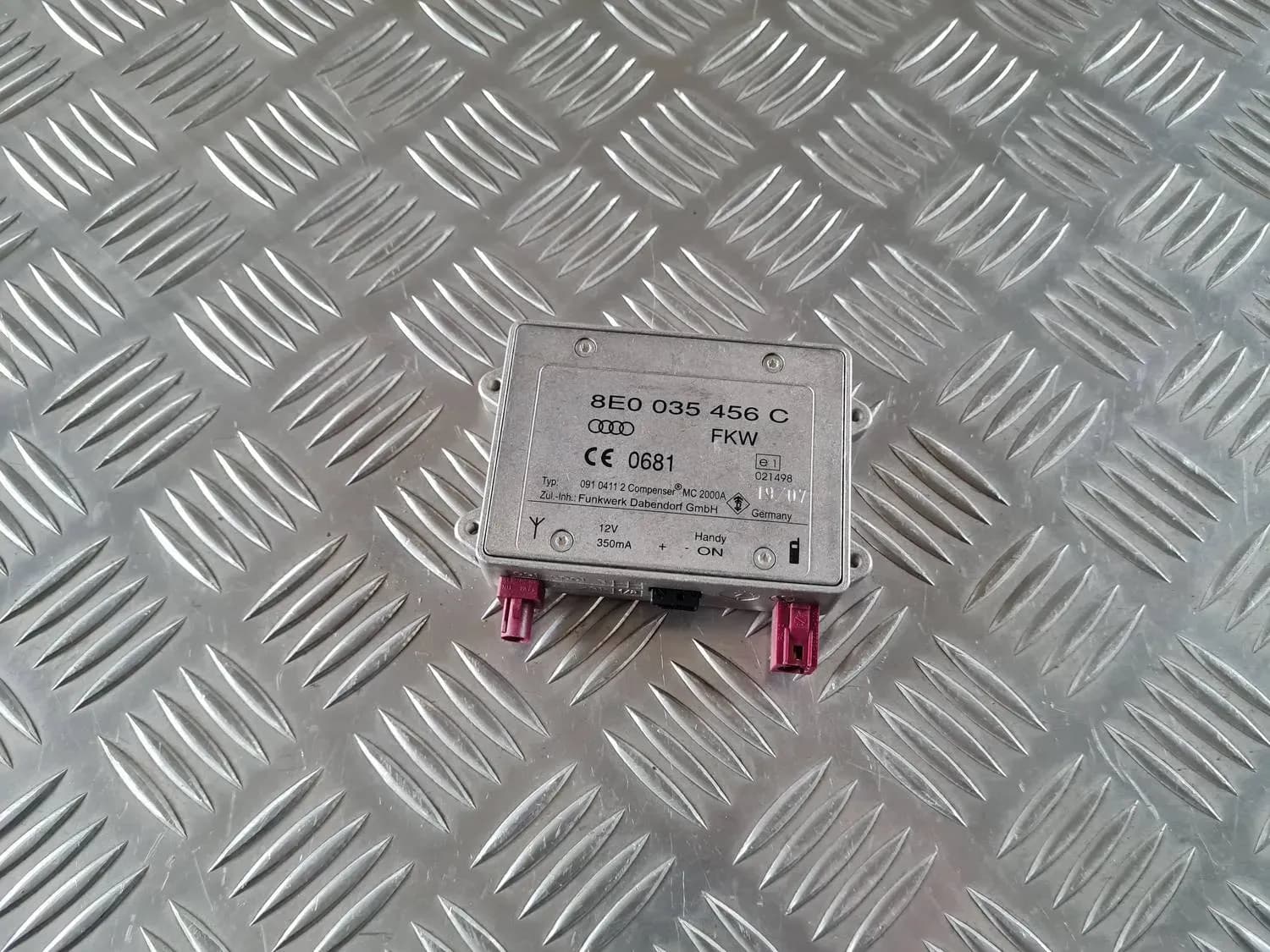 Antenas vadības bloks AUDI A6 2008