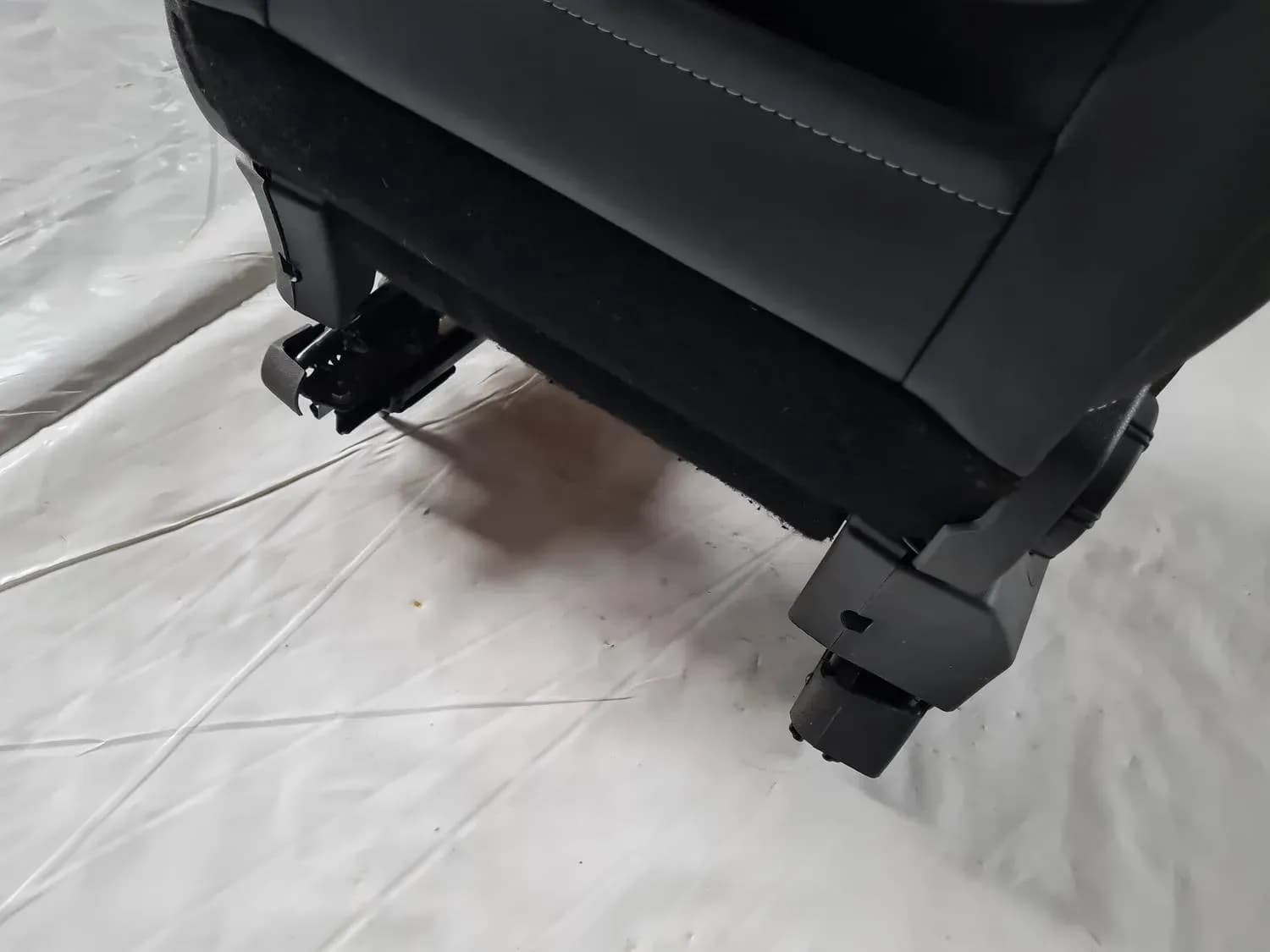 Priekšējais labais sēdeklis RENAULT SCENIC III 2011 - foto 2