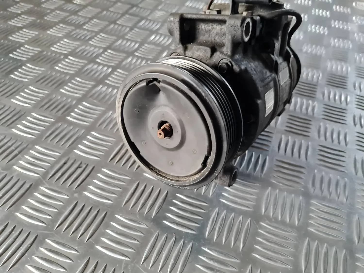Gaisa kondicioniera kompresors AUDI A6 2008 - foto 3