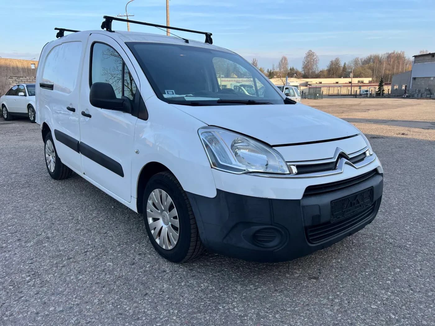 Foto izjauktais auto 4