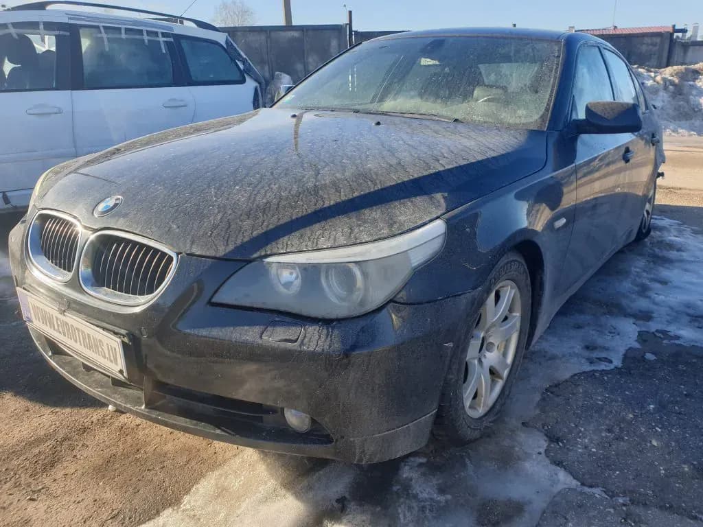 Foto izjauktais auto 2
