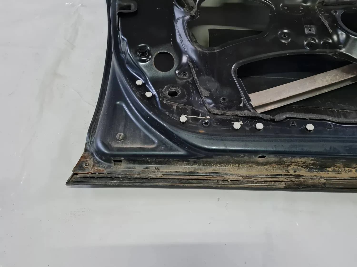 Priekšējās kreisās durvis AUDI A6 2008 - foto 8