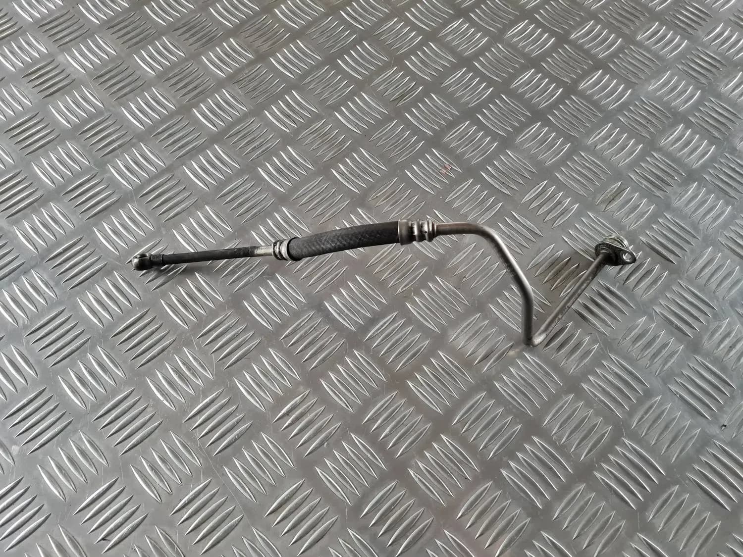 Turbīnas caurule AUDI A6 2008