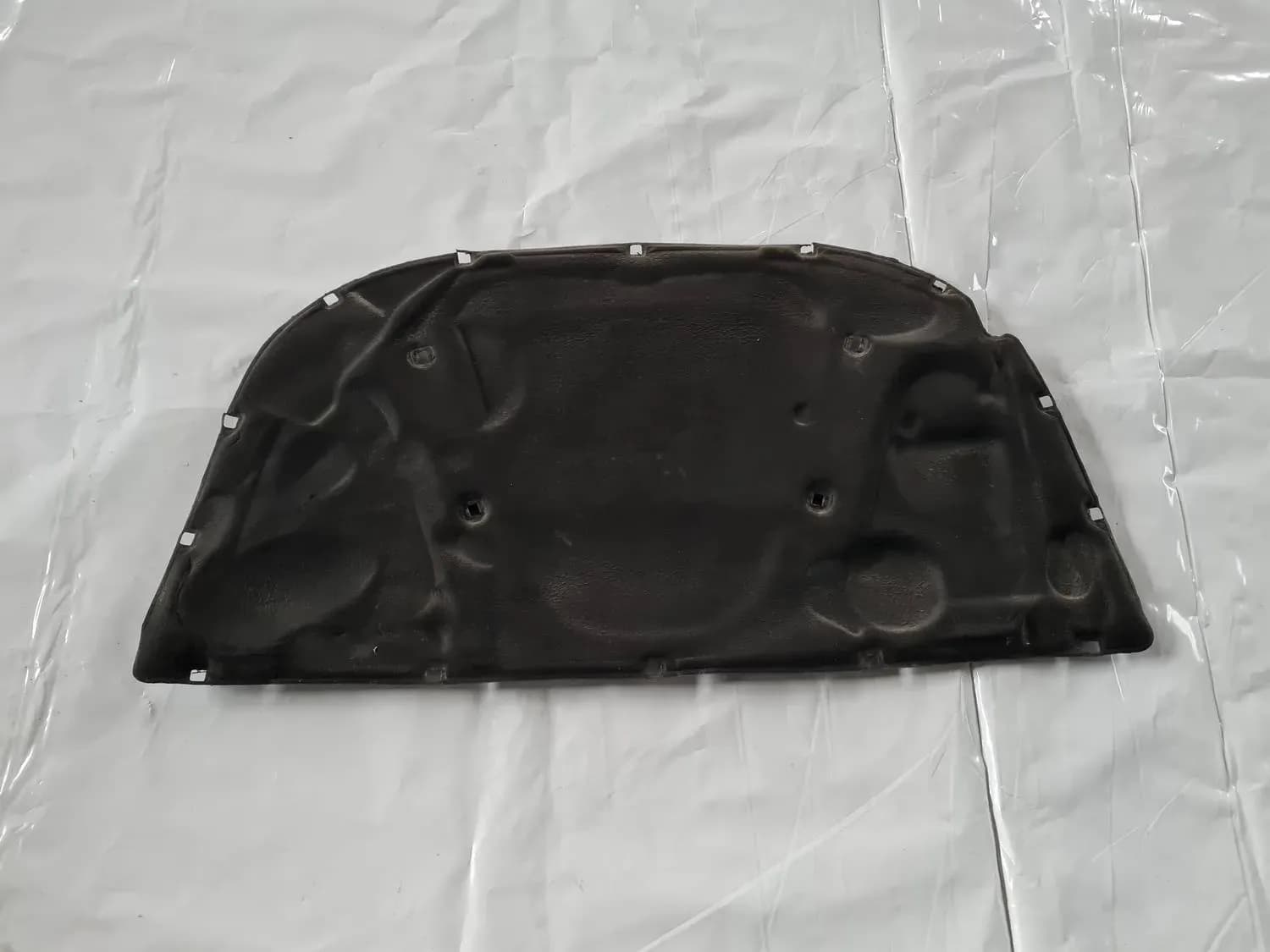 Pārsega trokšņa izolācija AUDI A6 2008 - foto 2