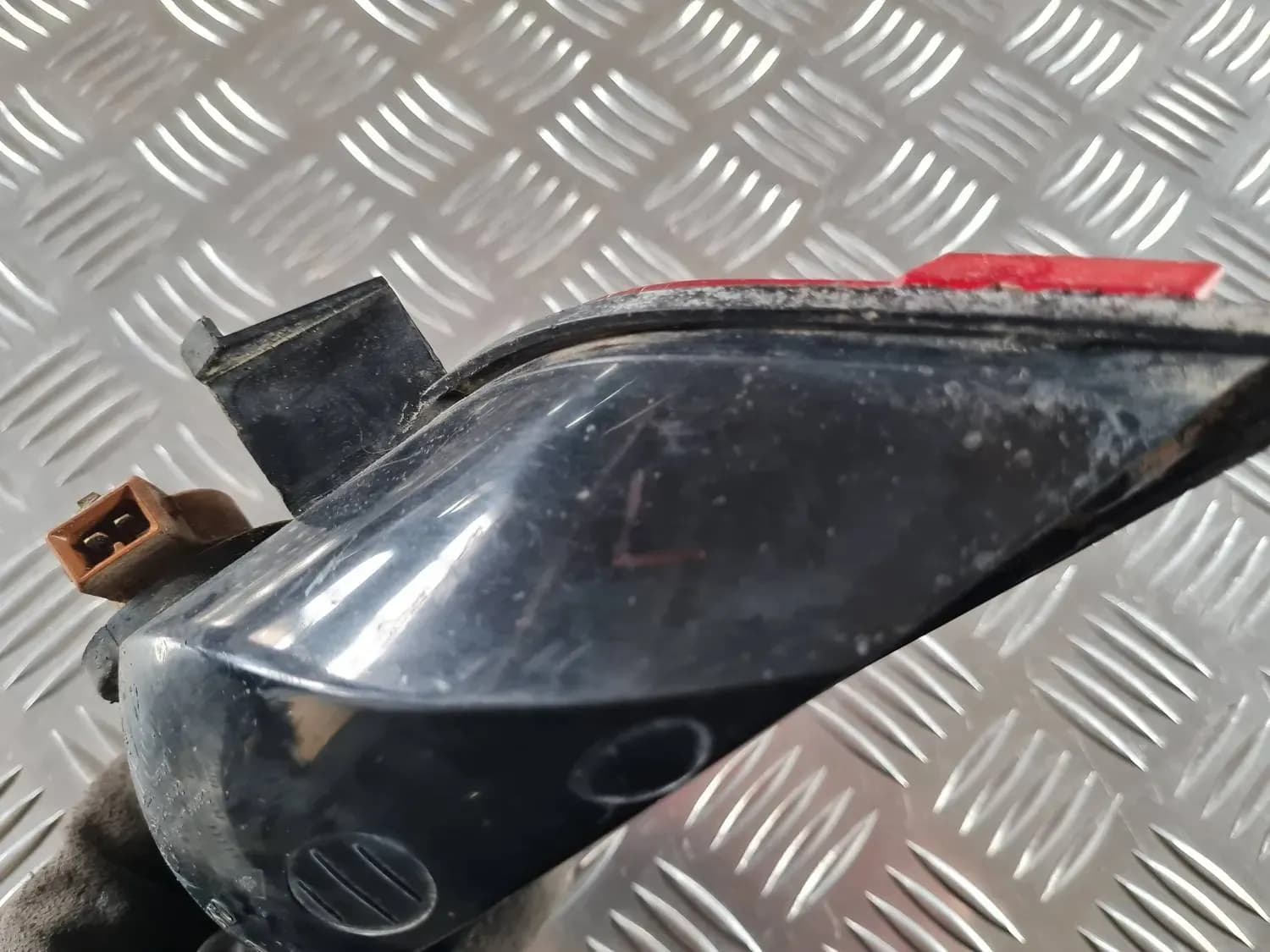Miglas lukturis aizmugurē kreisā pusē RENAULT SCENIC III 2011 - foto 4