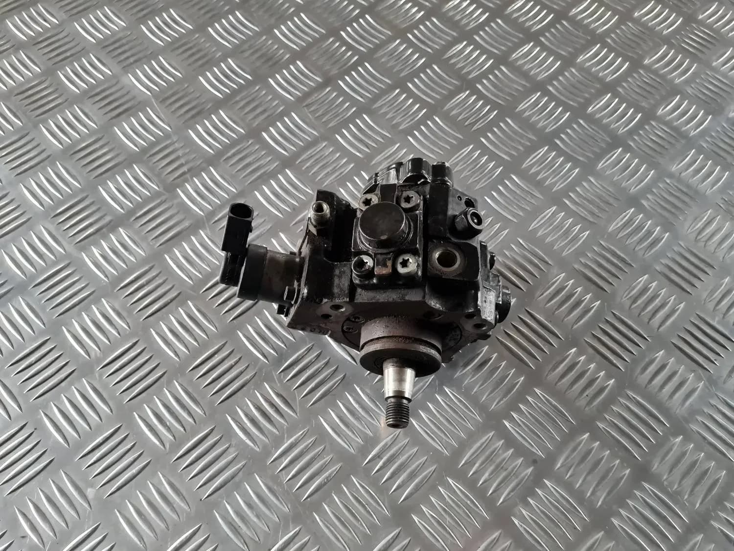 Augstspiediena degvielas sūknis AUDI A6 2008