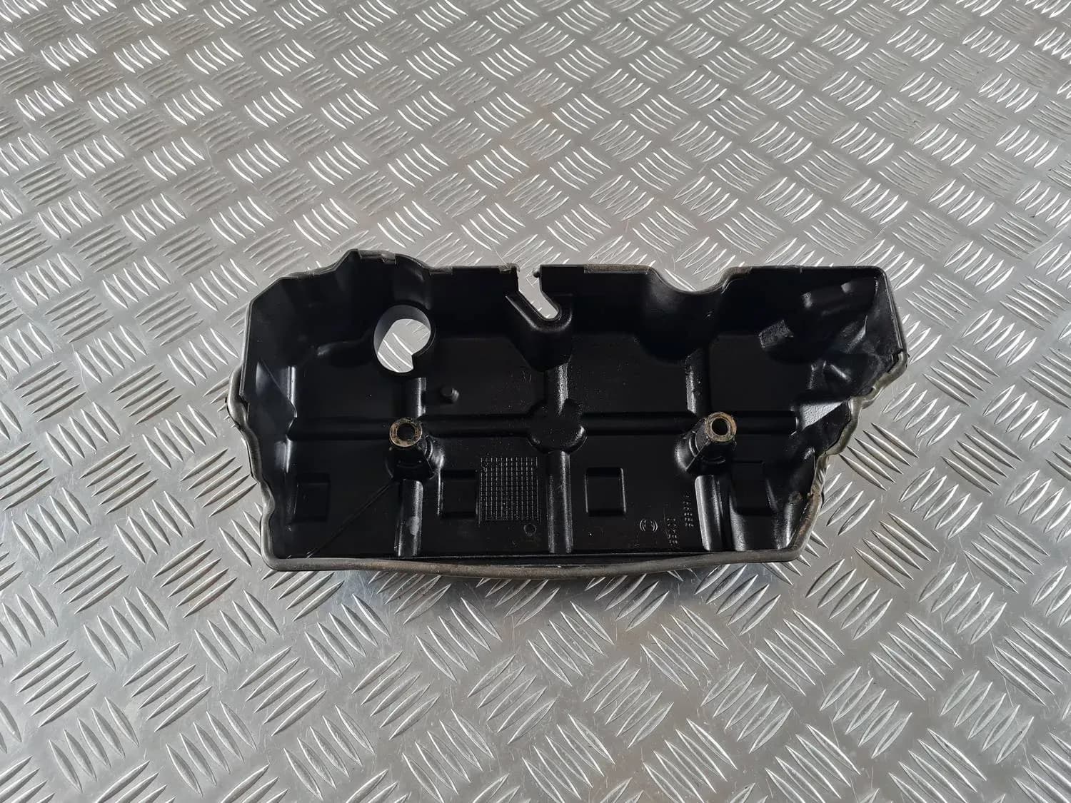 Vārstu vāks RENAULT SCENIC III 2011 - foto 3