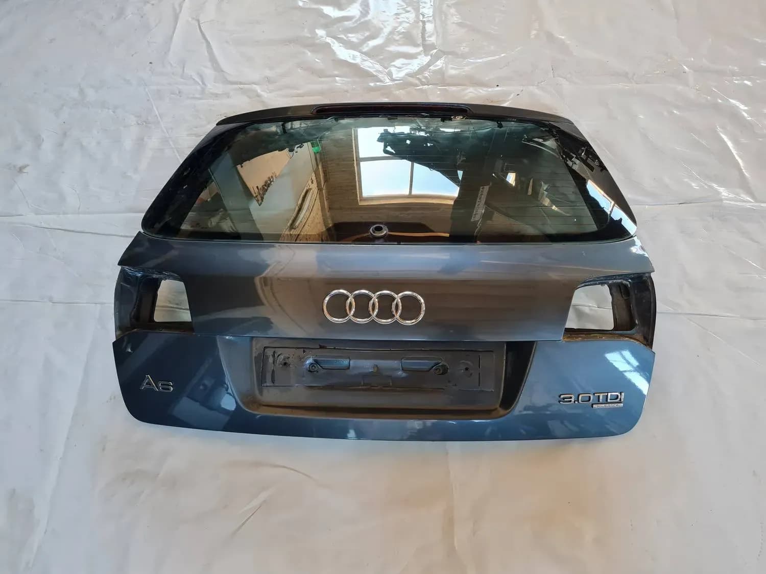 Bagāžnieka vāks AUDI A6 2008 - foto 1