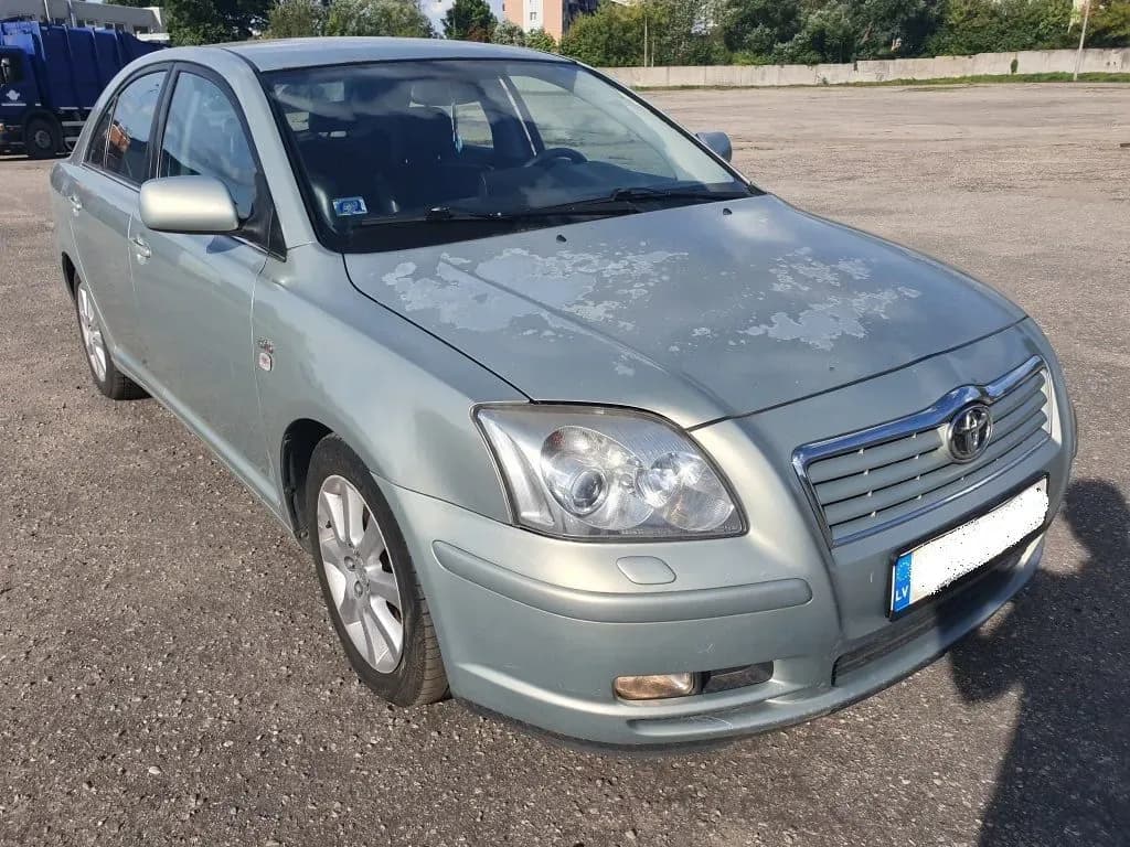 Foto izjauktais auto 2